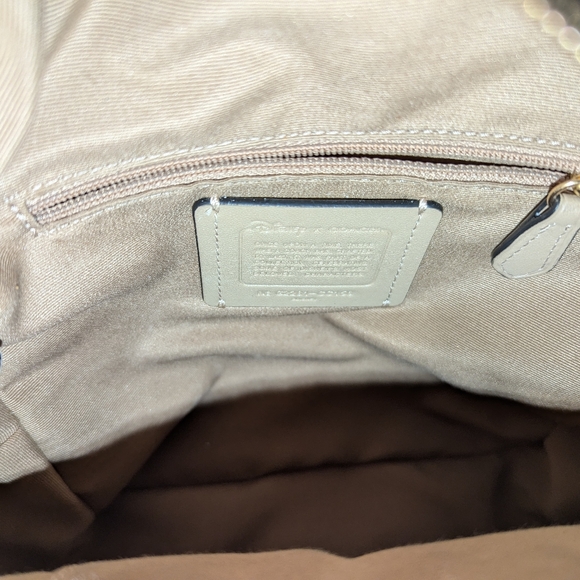 Disney X Coach Mini Court Leather Backpack With Cruella Motif Chalk White EUC - Picture 11 of 14